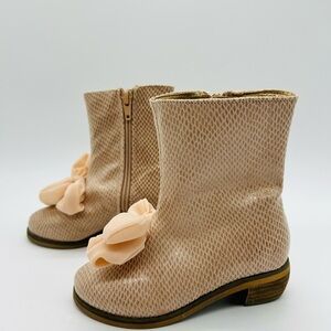 JOYFOLIE TODDLER BLUSH COLORED WREN BOOTIES WITH SIDE ZIPPER SIZE 5